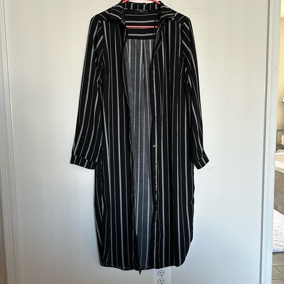 Striped Duster - Picture 1 of 3